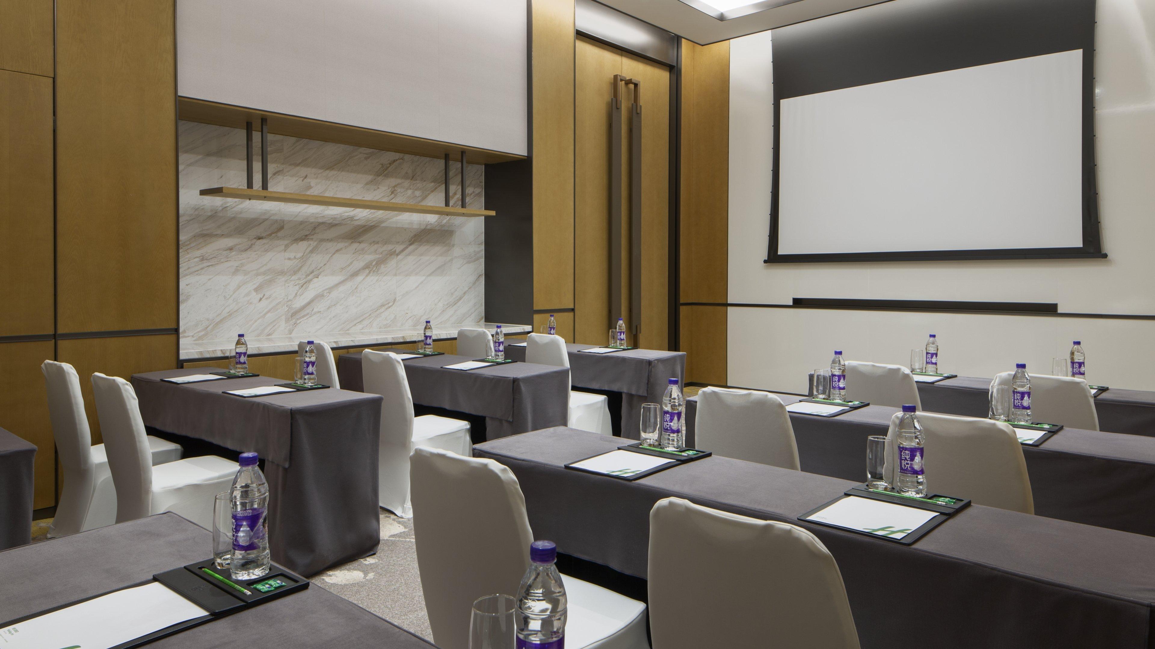 Holiday Inn & Suites Tianjin Downtown By Ihg,Tianjin Drum Tower,Joycity Shopping Mall,Tianjin Ancient Cultural Street,Haihe River,The Porcelain House,Convenient Access To Tianjin Binhai International Airport Esterno foto